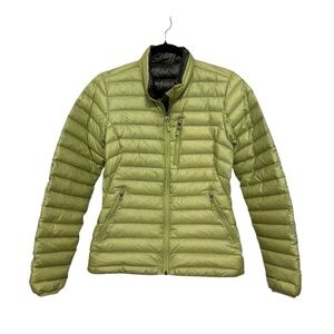 Marmot Women's green yellow light Puffer Jacket size small